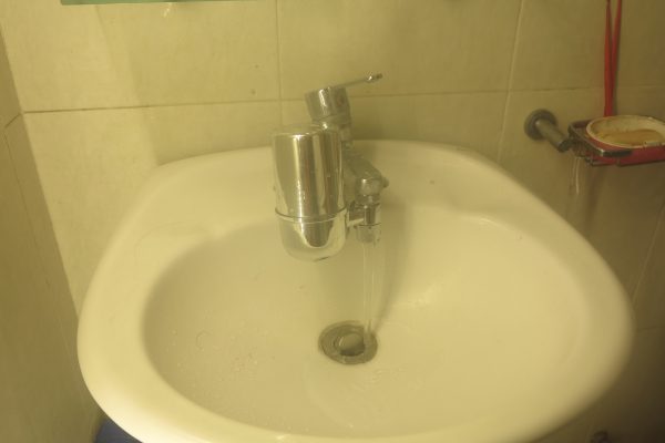 Lọc nước tại vòi lavabo