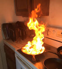 Nhà bếp cũng là nguy cơ