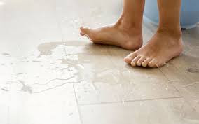 Trơn trượt té ngã