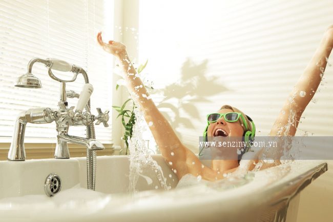 Thiết bị vệ sinh cao cấp: Vòi hoa sen hay bồn tắm