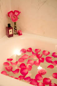 Không gian phòng tắm như 1 tâm điểm tình yêu