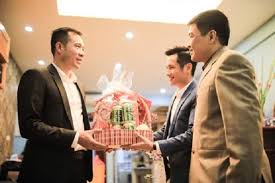 Chúc Tết cấp trên đối tác