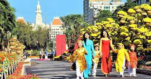 Du lịch ngày Tết