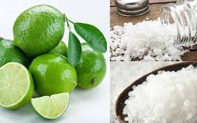 Chanh tươi và muối trắng