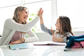 Khích lệ động viên trẻ