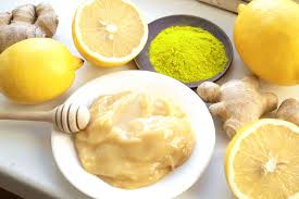 Mặt nạ nghệ và nước cốt chanh